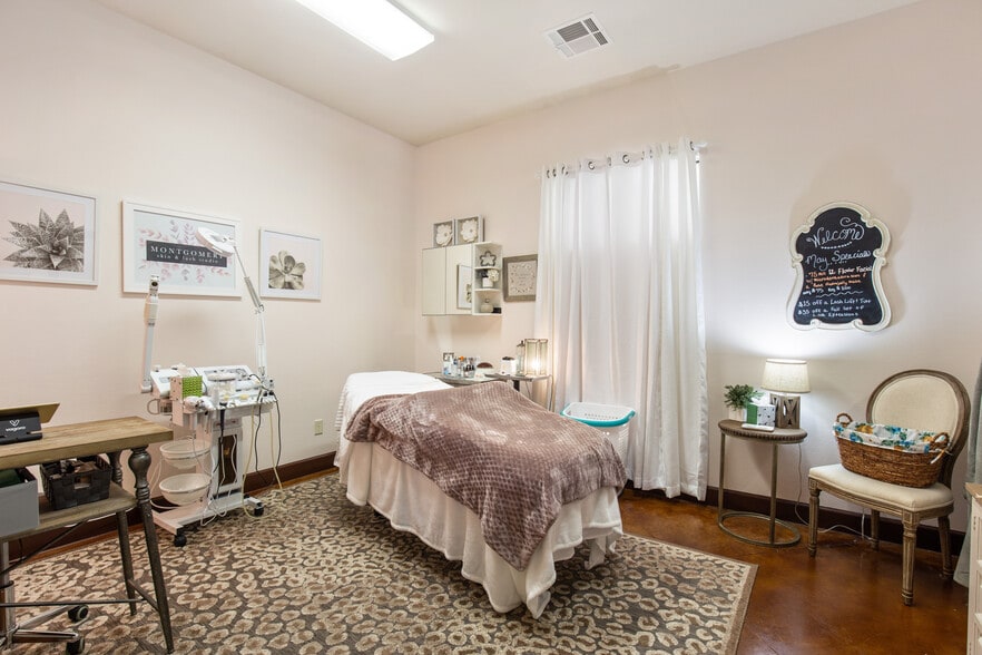 More Photos Of 14375 Liberty St, Montgomery Coworking Space