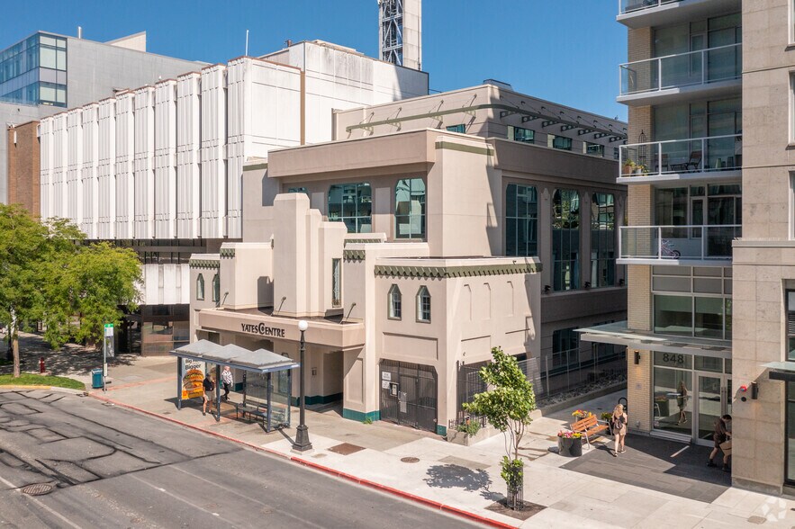 More Photos Of 836 Yates St, Victoria Office For Lease