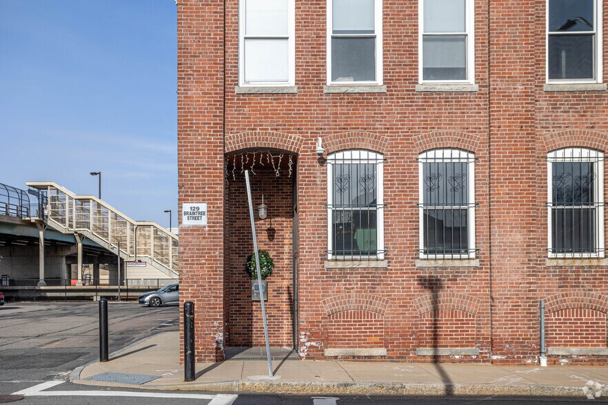 More Photos Of 119-129 Braintree St, Allston Office For Lease