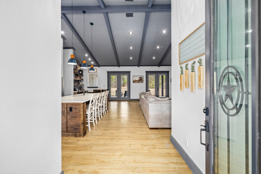 More Photos Of 6012 Long Branch Rd, Jacksonville Horse Stables For Sale