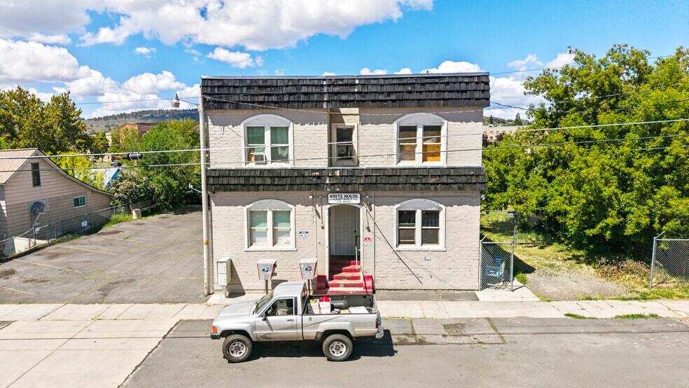 More Photos Of 224 S Broad St, Klamath Falls Apartments For Sale