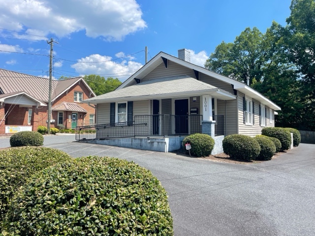 Primary Photo Of 1001 Sunset Ave, Asheboro Office Residential For Lease