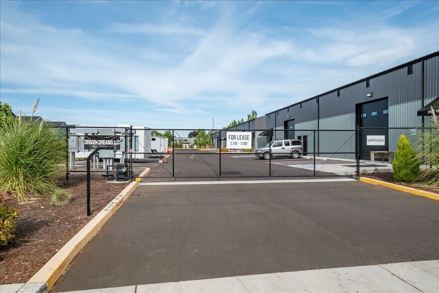 More Photos Of 2989 Ferry St SW, Albany Industrial For Lease
