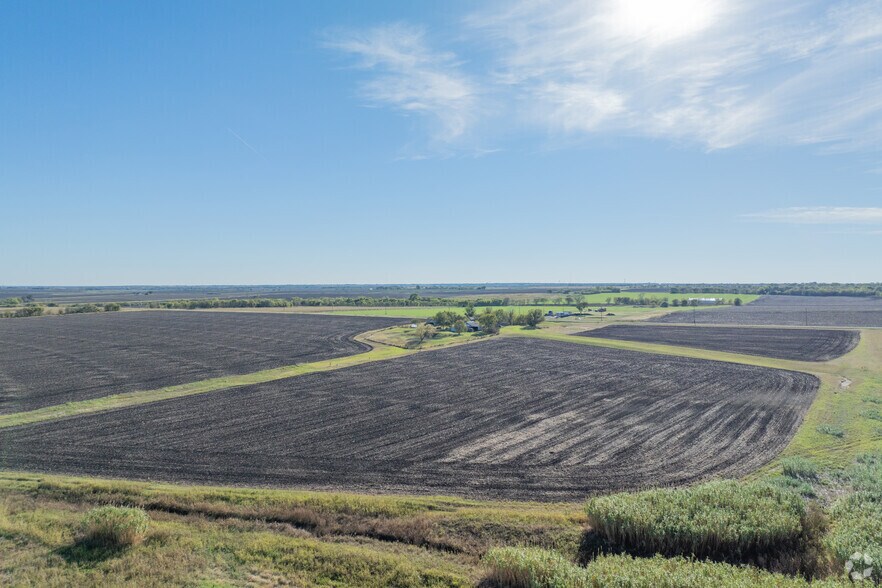 More Photos Of TBD Hill County Road 3112, Abbott Land For Sale