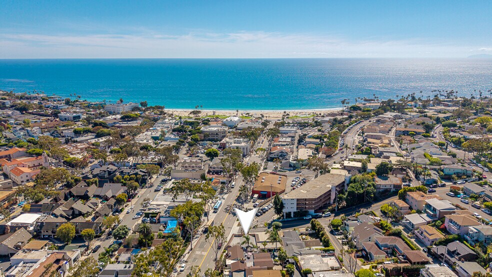 More Photos Of 410 Broadway St, Laguna Beach Office For Sale