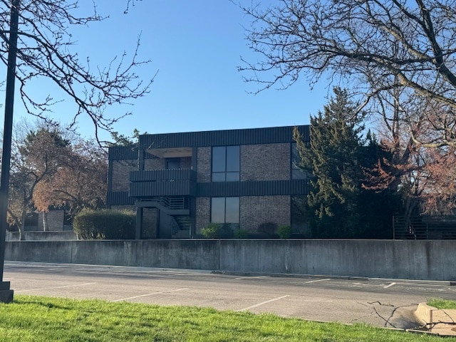 More Photos Of 6330 Lamar Ave, Overland Park Unknown For Lease
