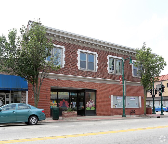 More Photos Of 1410 S 72nd St, West Allis Storefront Retail Residential For Sale