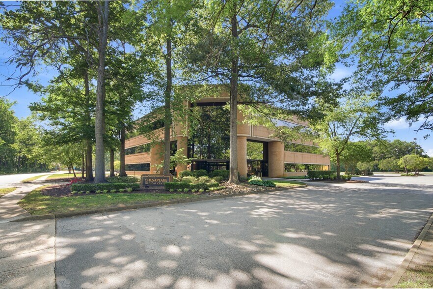 More Photos Of 300 Medical Pky, Chesapeake Medical For Lease