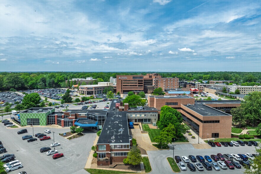 More Photos Of 801 Saint Marys Dr, Evansville Medical For Lease