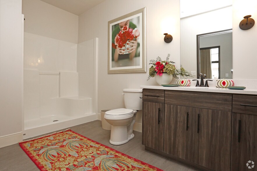 More Photos Of 323 State St, La Crosse Apartments For Sale