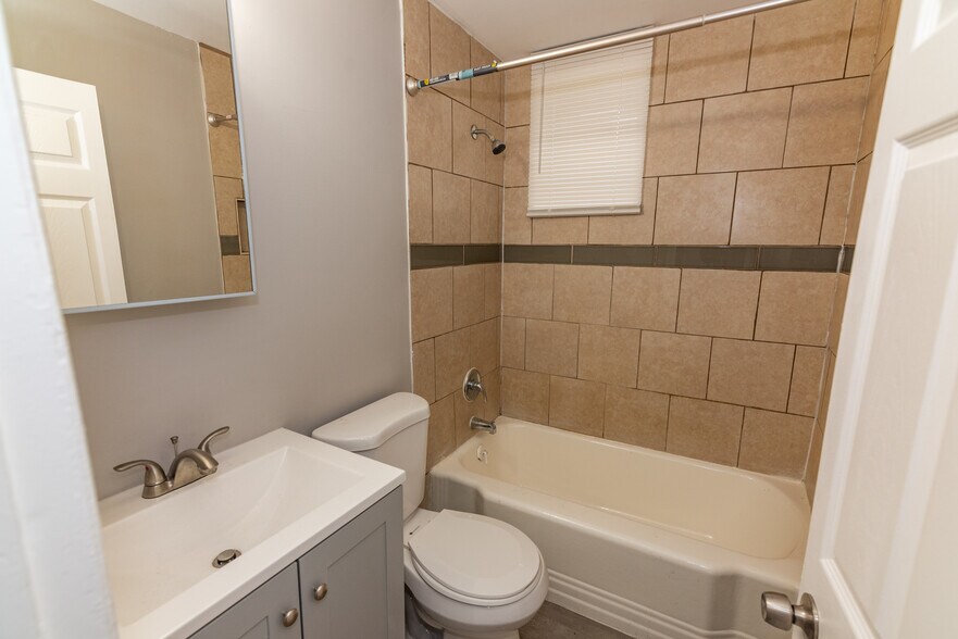 More Photos Of 1605 Homestead St, Baltimore Apartments For Sale