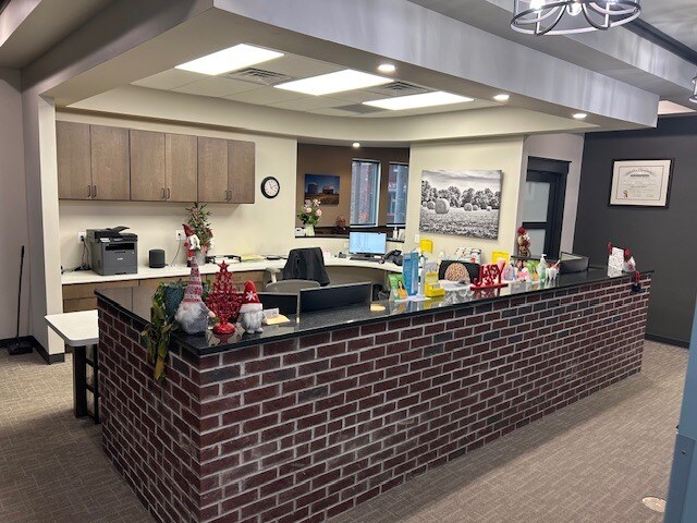 More Photos Of 1527 Main St, Elwood Healthcare For Sale