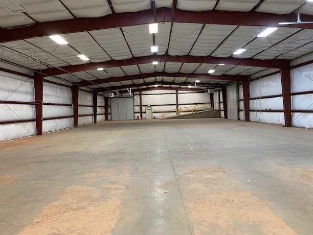 More Photos Of 3183 Highway 22 N, Dickinson Warehouse For Lease