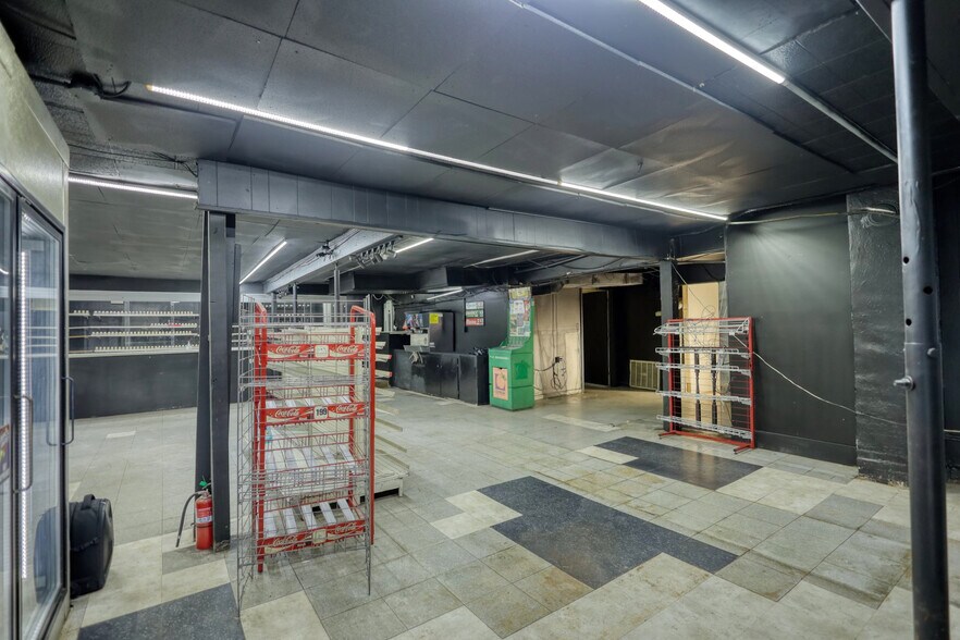 More Photos Of 510 S Camellia Blvd, Fort Valley Convenience Store For Sale
