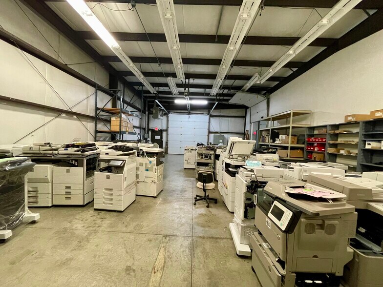 More Photos Of 4510-4520 Progress Dr, Columbus Warehouse For Lease