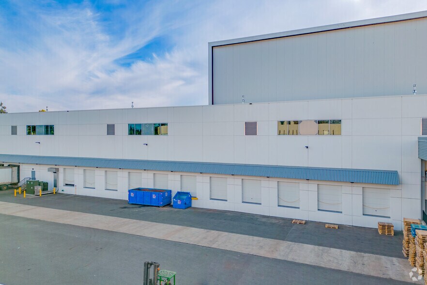 More Photos Of 1779 Clearbrook Rd, Abbotsford Office For Lease