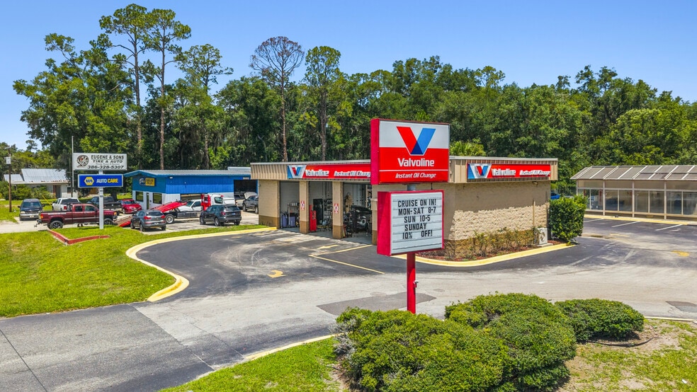Primary Photo Of 4100 Crill Ave, Palatka Auto Repair For Sale