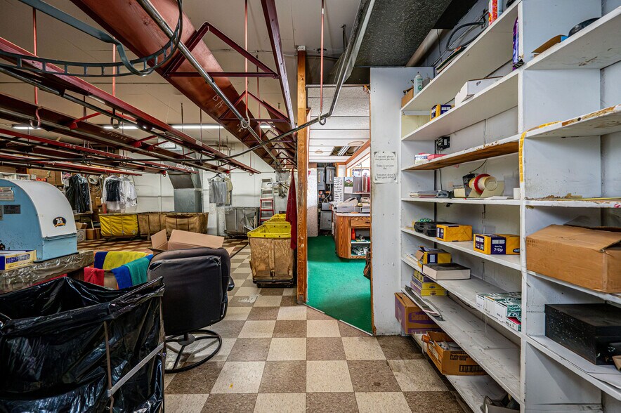 More Photos Of 508 New Alexandria Rd, Greensburg General Retail For Sale