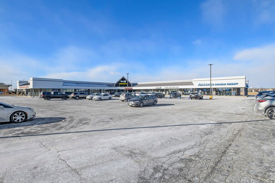 More Photos Of 25520 S Pheasant Ln, Channahon General Retail For Lease