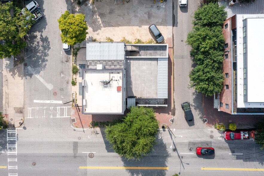 More Photos Of 30-32 Martin Luther King Jr Blvd, Savannah Restaurant For Lease