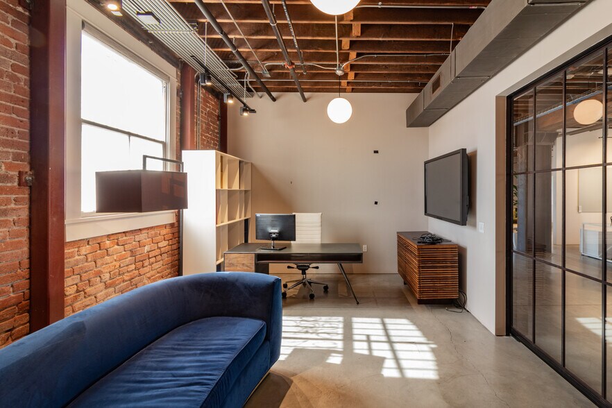 More Photos Of 759 N Spring St, Los Angeles Loft Creative Space For Lease