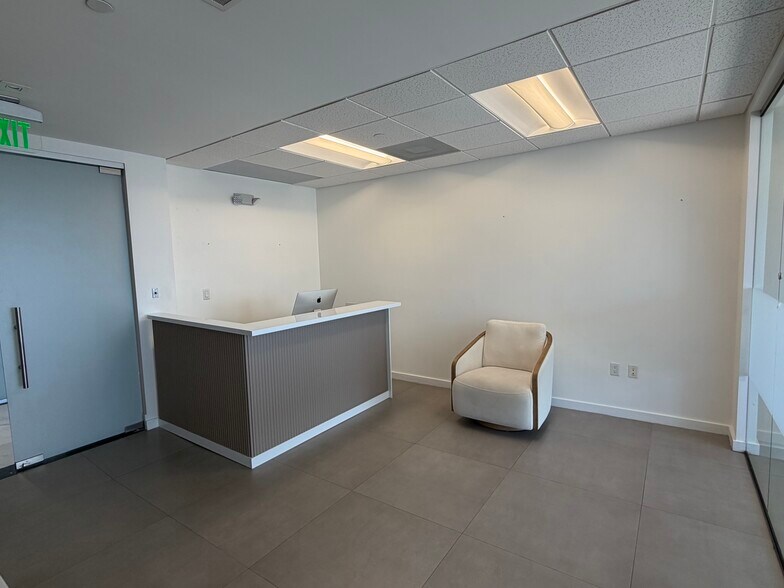 More Photos Of 150 SE 2nd Ave, Miami Office Residential For Lease