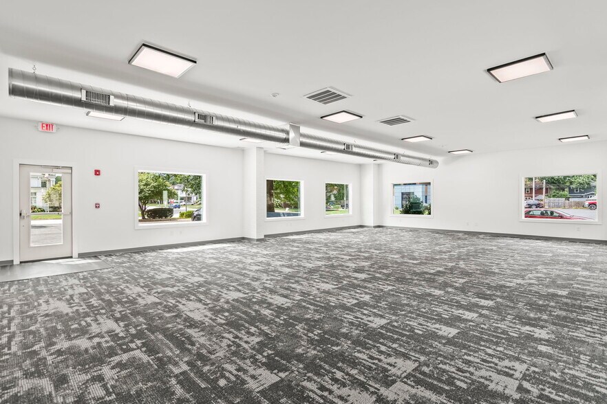 More Photos Of 720 South Grand Ave W, Springfield Office For Sale