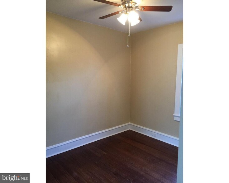 More Photos Of 841 Edge Hill Rd, Glenside Apartments For Sale