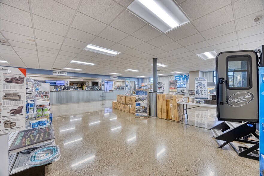 More Photos Of 3928 Tri Hill Frontage Rd, Great Falls Auto Dealership For Sale