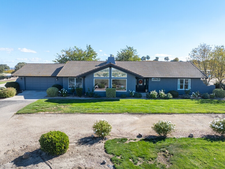 More Photos Of 7790 Airport Rd, Paso Robles Land For Sale