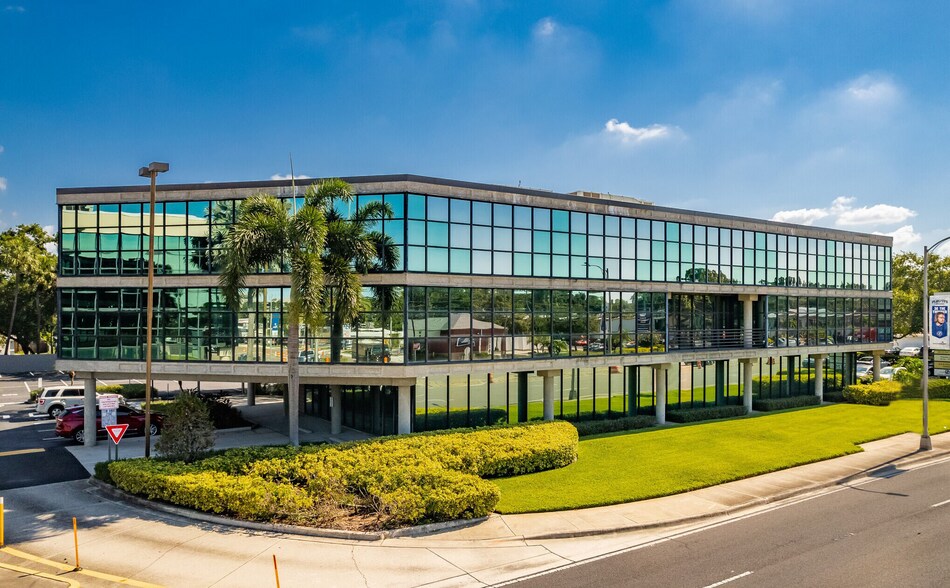 Primary Photo Of 4401 W Kennedy Blvd, Tampa Office For Lease