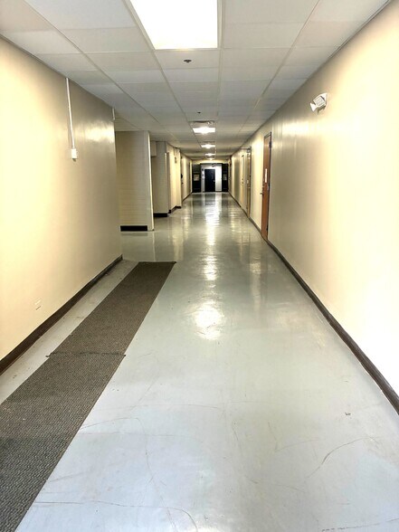 More Photos Of 121 Lincoln Ave, Rochester Manufacturing For Lease
