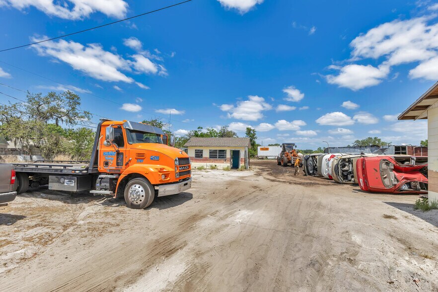 More Photos Of 205 Bomber Rd, Winter Haven Land For Lease