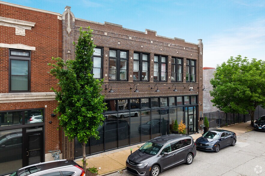 More Photos Of 3026-3036 Locust St, Saint Louis Loft Creative Space For Lease