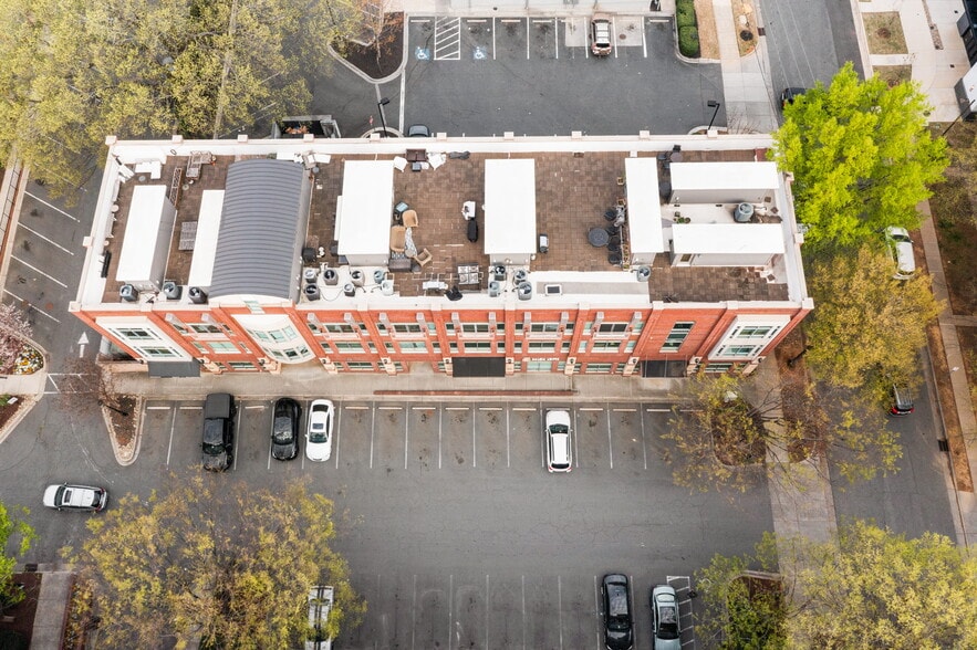 More Photos Of 2115-2135 Southend Dr, Charlotte Apartments For Lease