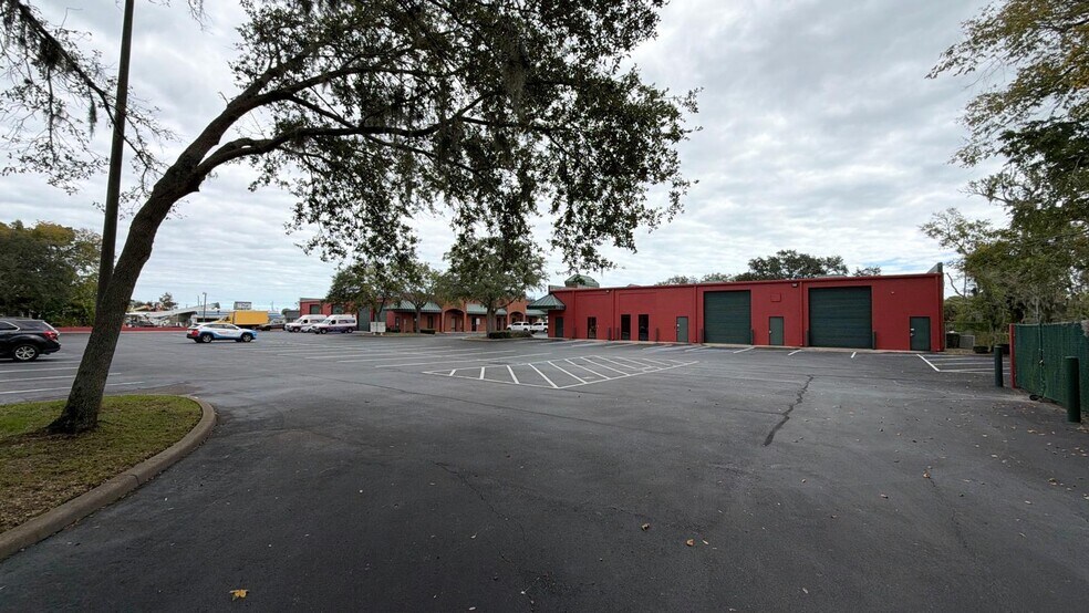 More Photos Of 1440 N Nova Rd, Daytona Beach Unknown For Lease