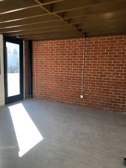 More Photos Of 9515 California Ave, South Gate Industrial For Sale