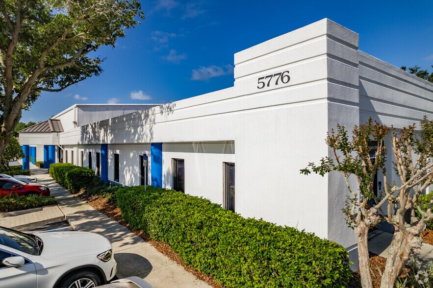 More Photos Of 5776 Hoffner Ave, Orlando Unknown For Lease