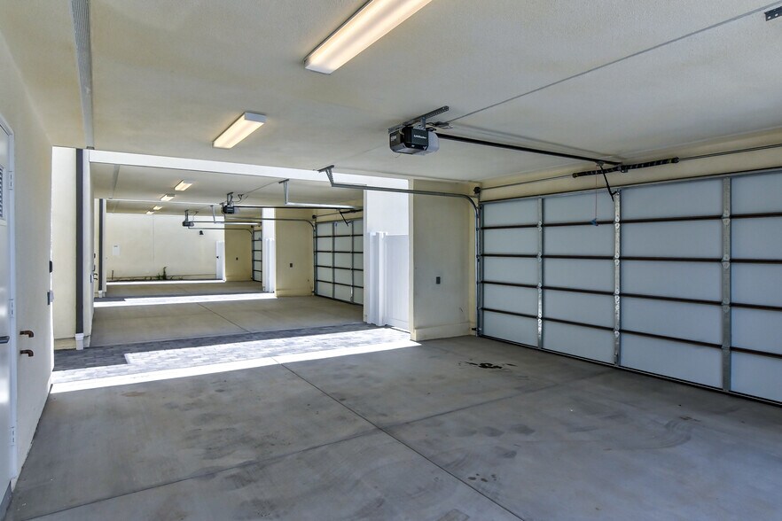 More Photos Of 2048 N Highland Ave, San Diego Multifamily For Sale