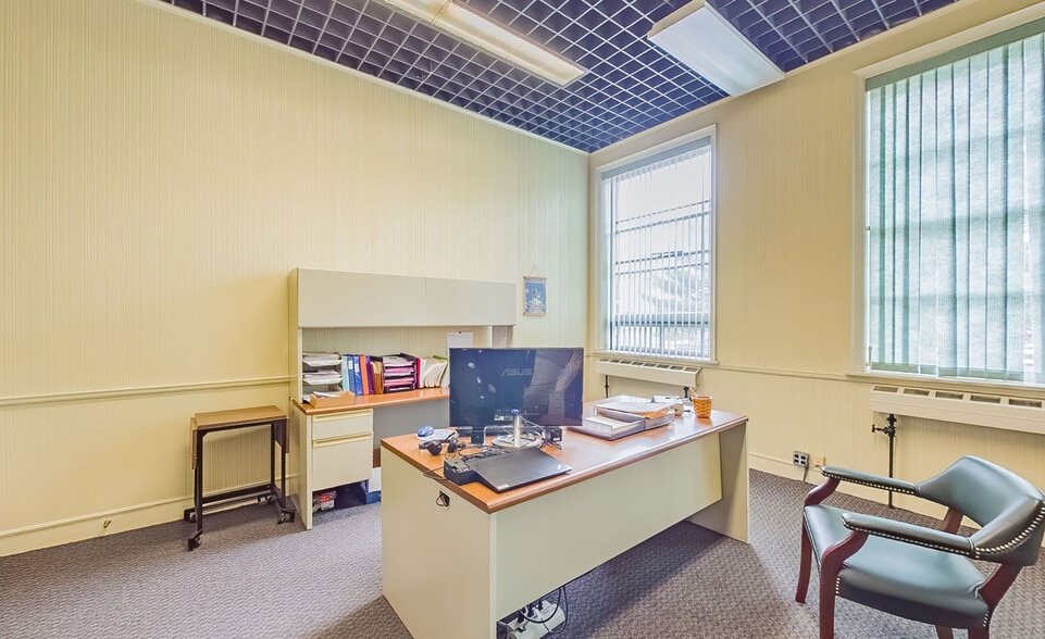 More Photos Of 480 W 5th St, Bloomsburg Manufacturing For Sale