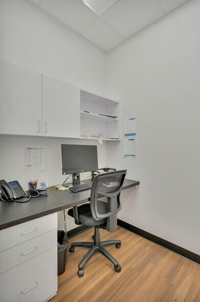 More Photos Of 9300 Waukegan Rd, Morton Grove Medical For Sale