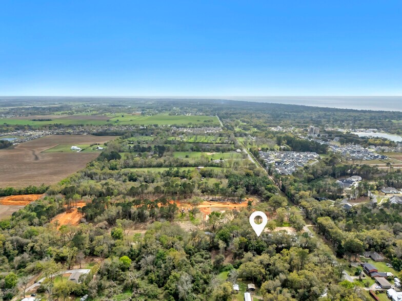More Photos Of 18874 Section St, Fairhope Restaurant For Sale