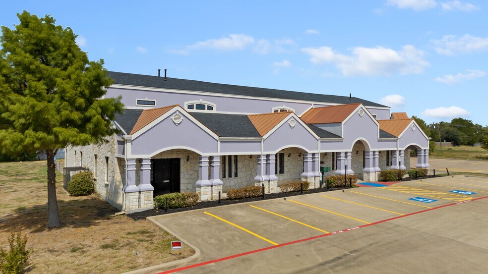 More Photos Of 3605 Interstate 30, Mesquite Medical For Lease