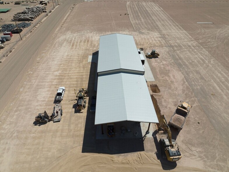 More Photos Of 16751 W Basin St, Odessa Warehouse For Sale