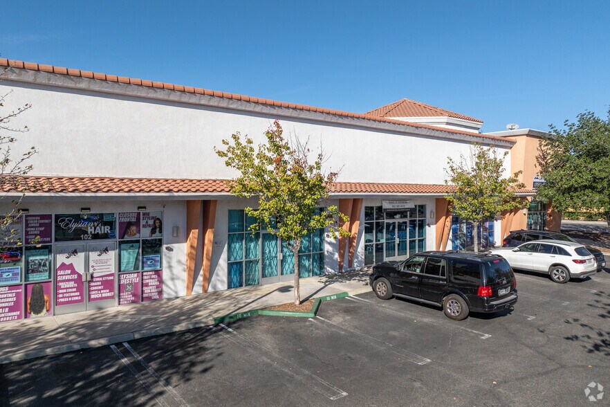 More Photos Of 25025 Red Maple Ln, Moreno Valley General Retail For Sale