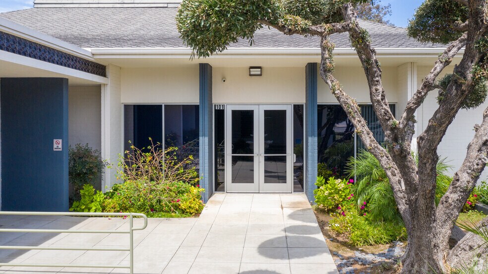 More Photos Of 415 Huntington Dr, San Marino Office For Sale