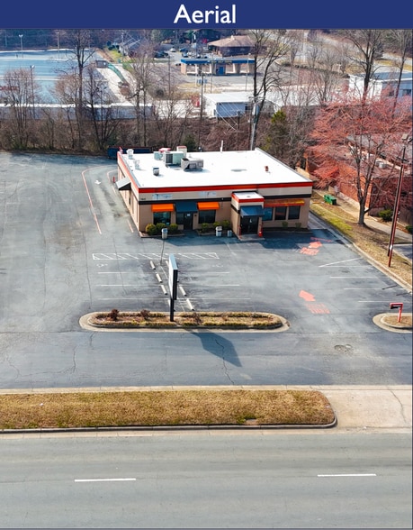 More Photos Of 7815 North Point Blvd, Winston-Salem Fast Food For Lease