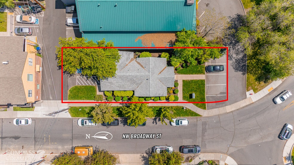 More Photos Of 846 NW Colorado Ave, Bend Office For Sale