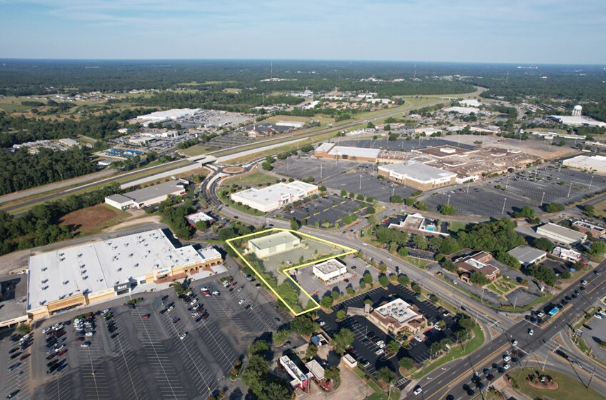 More Photos Of 819 N Westover Blvd, Albany Freestanding For Lease