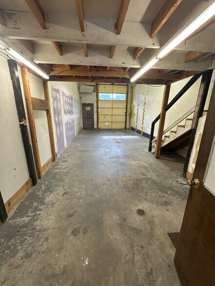 More Photos Of 5350 University Pky, Winston-Salem Unknown For Lease